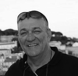 Colin Battersby, Discover Stradbroke Real Estate